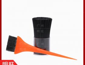 做尼龍毛板刷的尼龍毛多少錢(qián)一斤？[明旺]